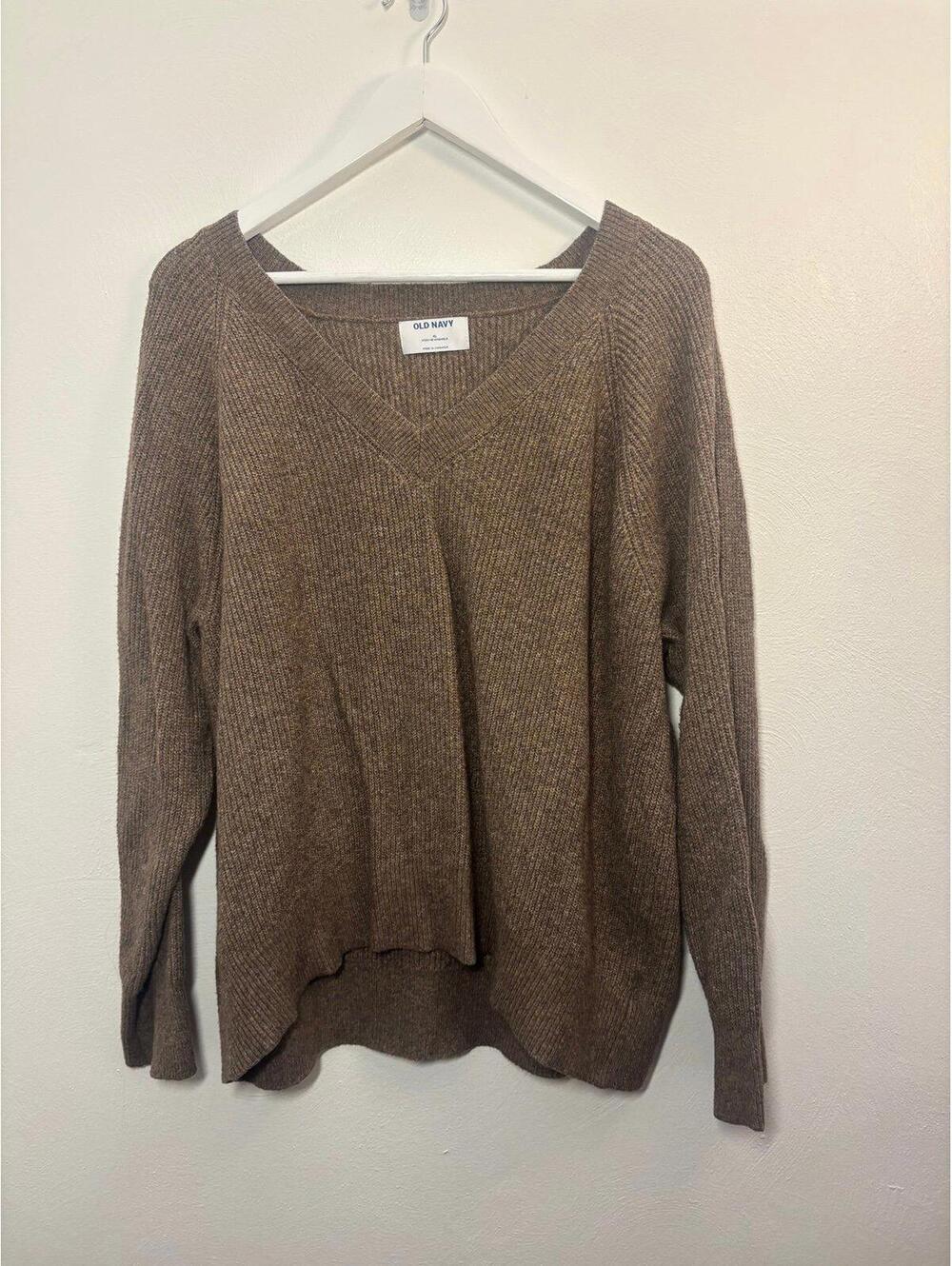 Old Navy V-Neck Brown Sweater Size XL